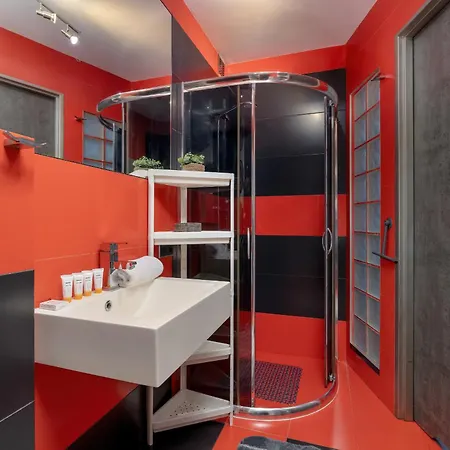 Apartment Apartament Przyszlosci, 2 Sypialnie W Krakowie By Renters *