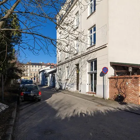 Apartment Apartament Przyszlosci, 2 Sypialnie W Krakowie By Renters *