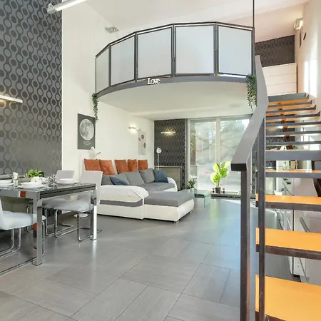 Apartament Przyszlosci, 2 Sypialnie W Krakowie By Renters * Krakow