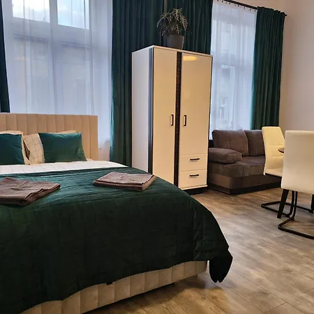 Lenart Apartmán *
