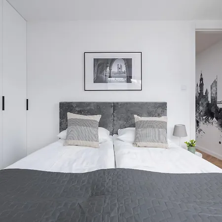 Lux Kosciuszki 39 With Parking By Renters Prestige Апартаменты Краков