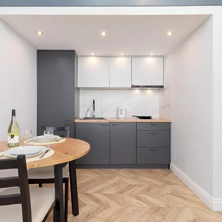 Swietego Filipa Cracow By Renters Appartamento