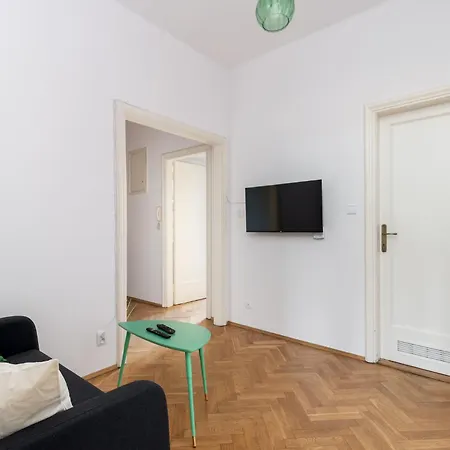 Apartment Old Town 2-bedroom *