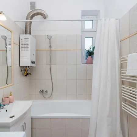 Old Town 2-bedroom *