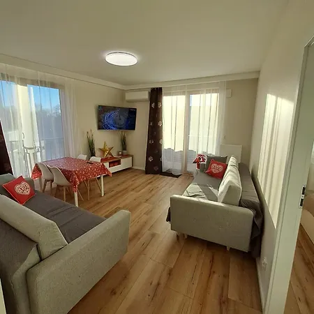 Apartment Orawska 14 *