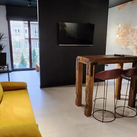 Design Vistula Old Town Free Parking Krakow