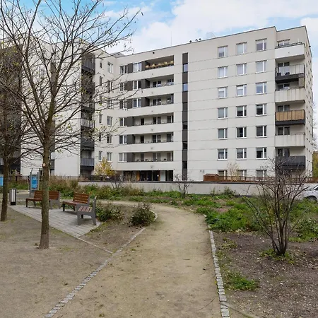 Cracow Royal Blue Avia Estate By Renters