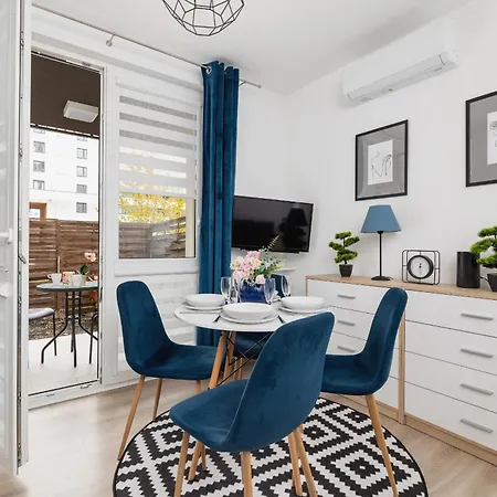 Cracow Royal Blue Avia Estate By Renters Apartment Krakow