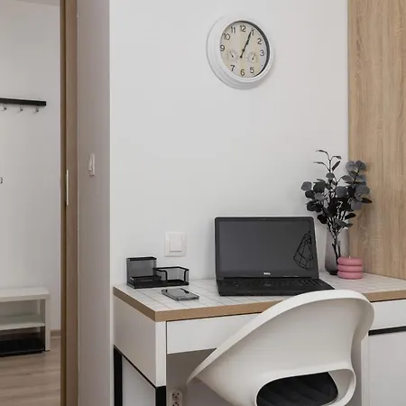 Apartment Cracow Royal Blue Avia Estate By Renters *