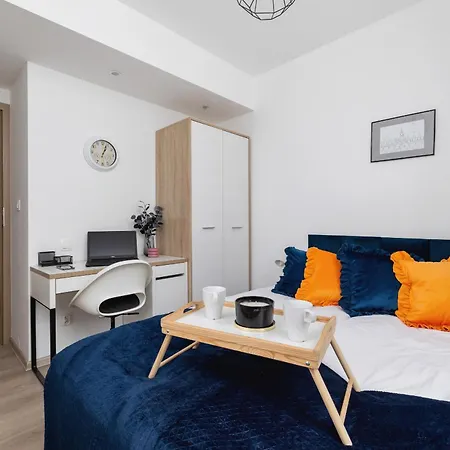 Cracow Royal Blue Avia Estate By Renters *