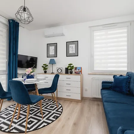 Apartment Cracow Royal Blue Avia Estate By Renters Krakow