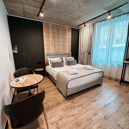 The Bridge Hotel 4*