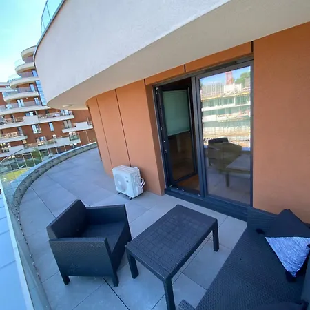 Apartment Beautiful And Modern Apartment- Garage- Wislane Tarasy *