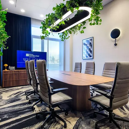 Ξενοδοχείο Hilton Garden Airport Krasków