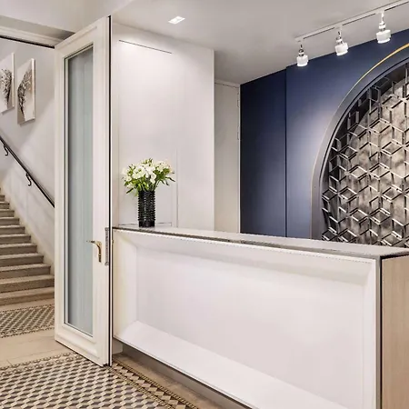 Wyndham Grand Old Town Hotel 5*