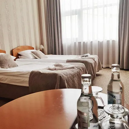Polonez Hotel