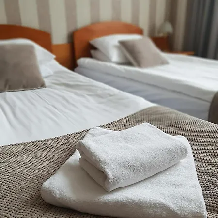 Hotel Polonez 3*