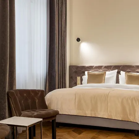 Hotel Wyndham Grand Old Town 5*