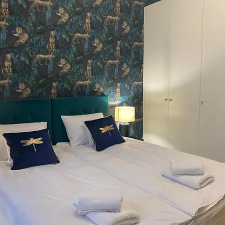 Bracka Main Square Apartment