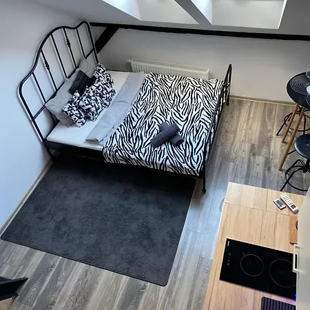 High Five Apartament *