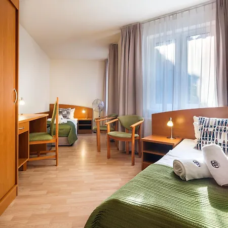 Kosmopolita Aparthotel 3*