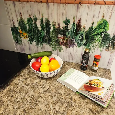 Apartment Czar Prowansji - Comfy & Quiet Near Rynek&train Station Netflix Krakow