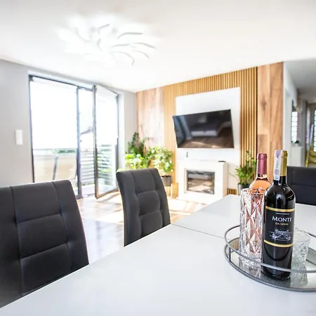 Apartment Wlodarska 4a Premium *