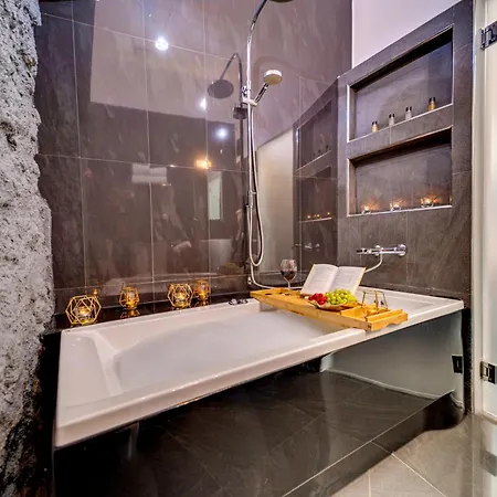 Komorowski Luxury Guest Aparthotel Cracovia
