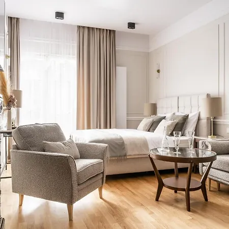 Hotel apartamentowy Avanti Palazzo *