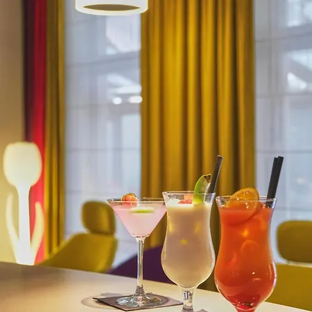 Hotel Golden Tulip Center 4*