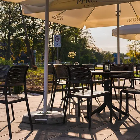 Easy One Premium Art Hotel apartamentowy