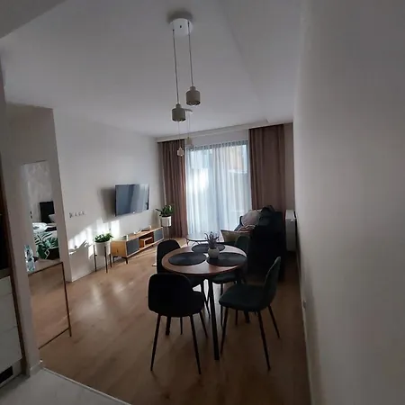 Apartment Aktorow Bronowice *