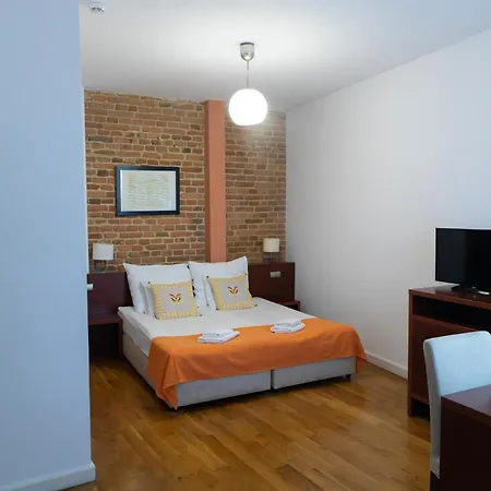 Golebia 8 Aparthotel