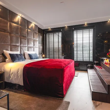 Art Penthouse With Jacuzzi - Center Apartament