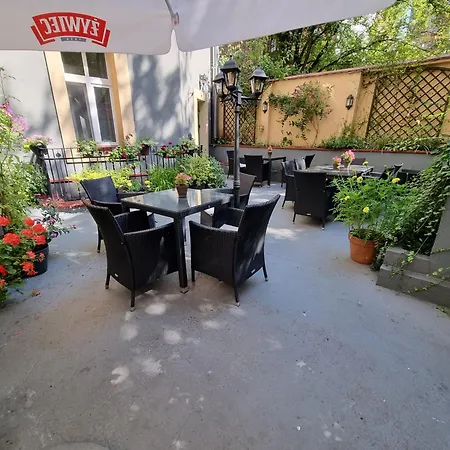 Bed & Breakfast Tournet 2*