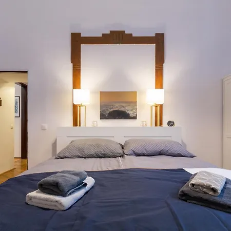 Heart And Soul, Gorgeous Two-bedroom In The Center!
