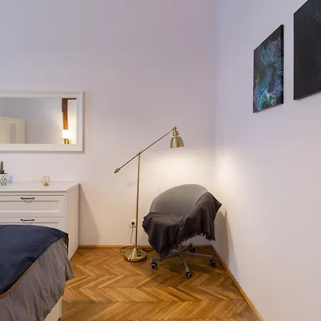 Heart And Soul, Gorgeous Two-bedroom In The Center!