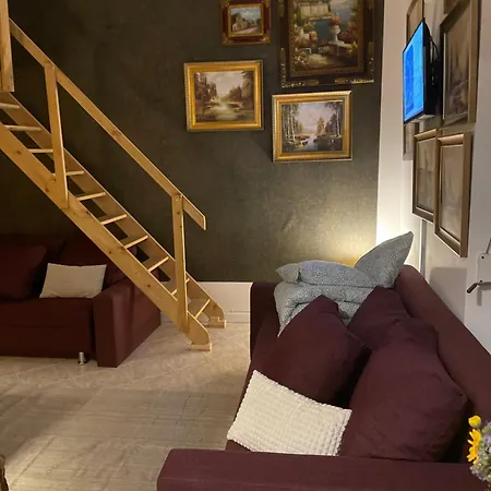 Family Apartment *