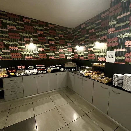 亚历山大2号酒店