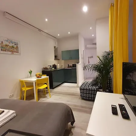 Apartment L-2 Center O&p Apartfamily
