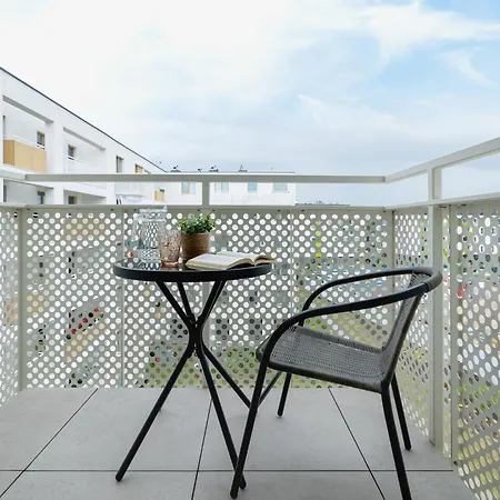 Saska Blu Premium By Renters Apartment