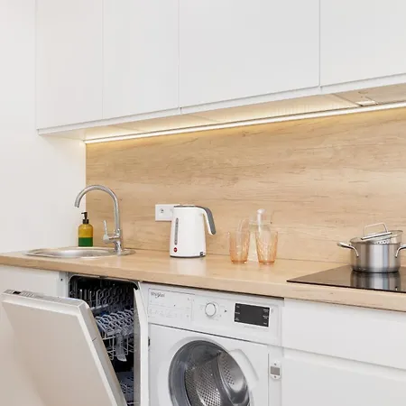Saska Blu Premium By Renters Apartment *