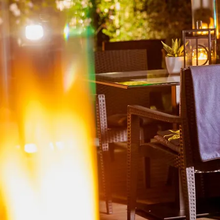 Garden Square Hotel