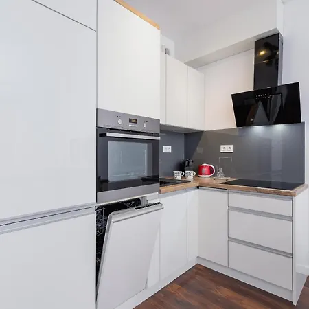 Zablocie Pet-friendly Slusarska By Renters Appartamento Cracovia
