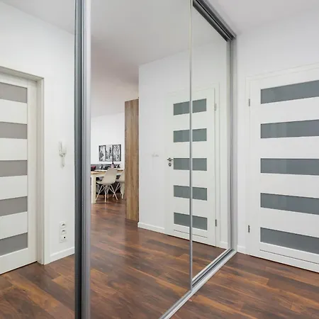 Zablocie Pet-friendly Slusarska By Renters Krakow