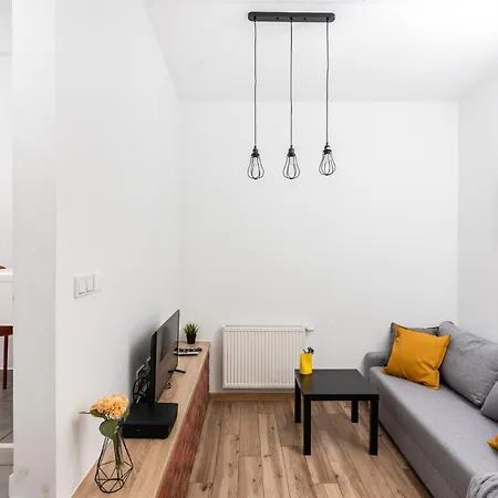Apartment Blossom - Old Town - By Upstairs Krakow
