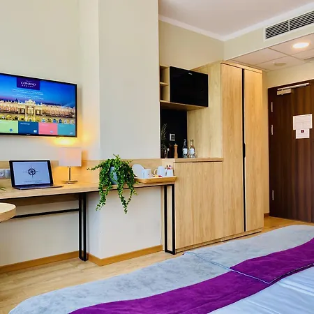 Hotel Conrad Comfort 4*