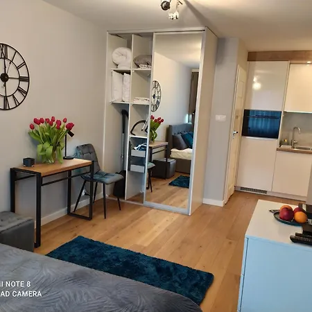 Apartament Przytulne W Poblizu Szpitala Uniwersyteckiego Prokocim