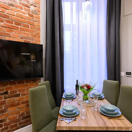 Arts - Old Town Apartament *