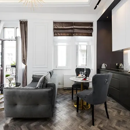 Salomea Bozego Ciala Apartment